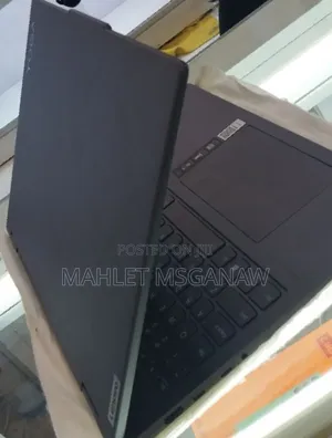 New Laptop Lenovo Yoga 7i 16GB Intel Core Ultra 7 SSD 1T