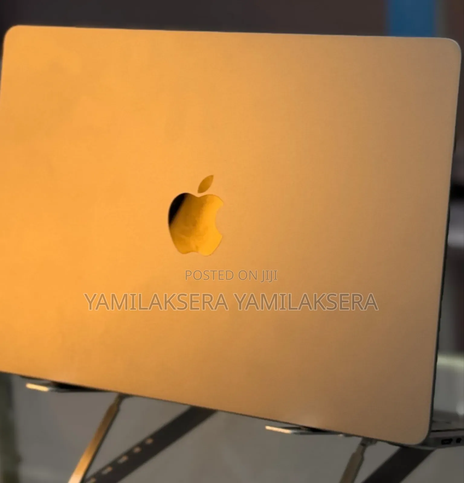 New Laptop Apple MacBook Air 2023 M2 8GB Apple M2 SSD 256GB