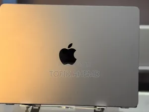 New Laptop Apple MacBook Air 2022 M2 8GB Apple M2 SSD 256GB