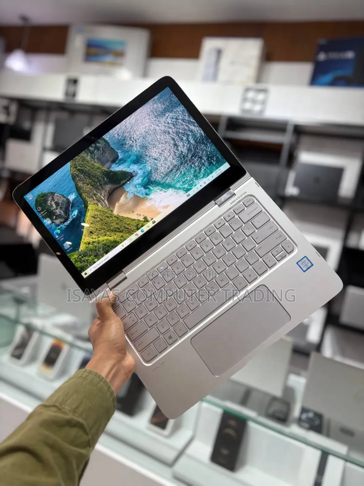 New Laptop HP Spectre X360 13 16GB Intel Core I7 SSD 512GB