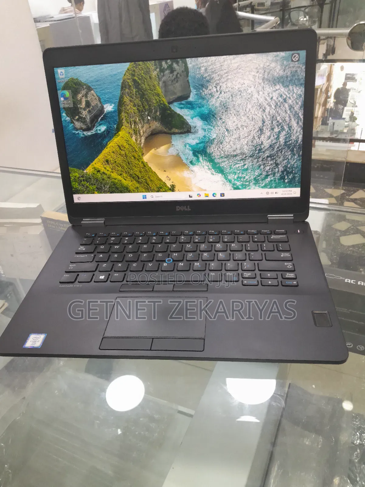 New Laptop Dell Latitude 7440 8GB Intel Core I7 SSD 256GB