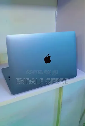 New Laptop Apple MacBook Pro M1 8GB Apple M1 SSD 512GB