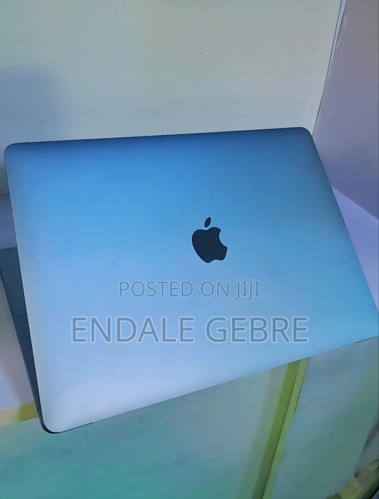 New Laptop Apple MacBook Pro M1 8GB Apple M1 SSD 512GB