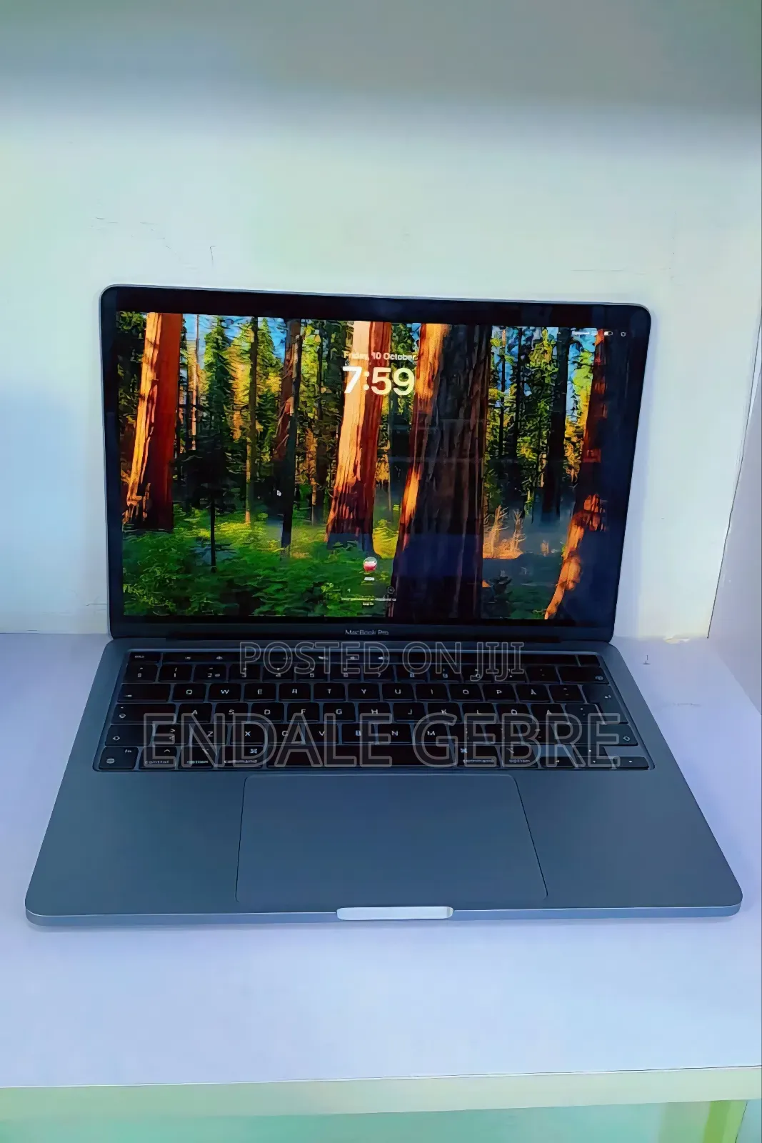 New Laptop Apple MacBook Pro M1 8GB Apple M1 SSD 512GB