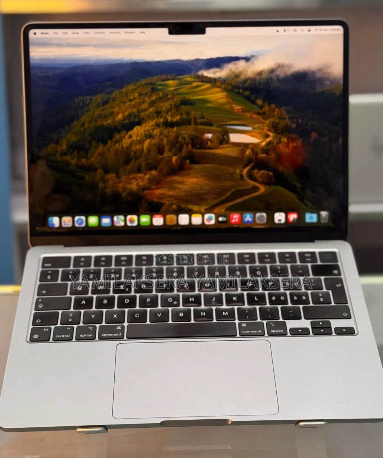 New Laptop Apple MacBook Air 2020 M1 8GB Apple M1 SSD 256GB