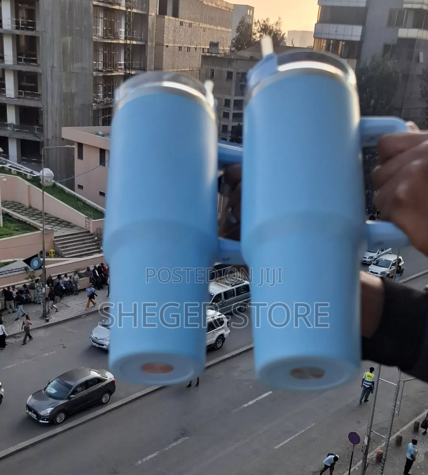 Vacuum Insulated Tumbler/Mug (ትኩሱን ትኩስ፤ ቀዝቃዛውን ቀዝቃዛ አድርጎ ለሰዓታት የሚያቆይ)