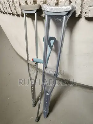 Photo - Elbow and Axillary Bilateral Crutches字體axillary Bilateral Crutches New