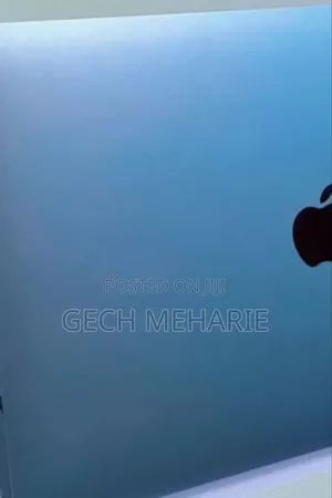 New Laptop Apple MacBook Pro M1 8GB Apple M1 Pro SSD 512GB