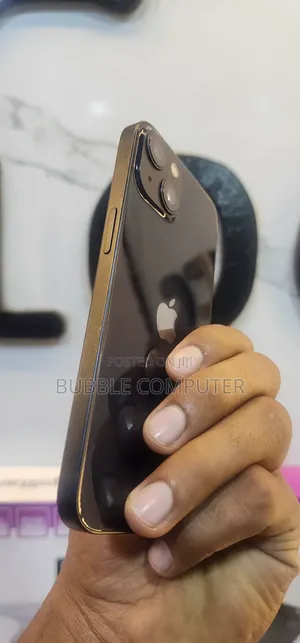 Photo - Apple iPhone 13 128 GB