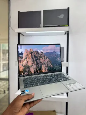 Photo - New Laptop Asus ZenBook Flip 14 UX461UA 16GB Intel Core I7 SSD 512GB