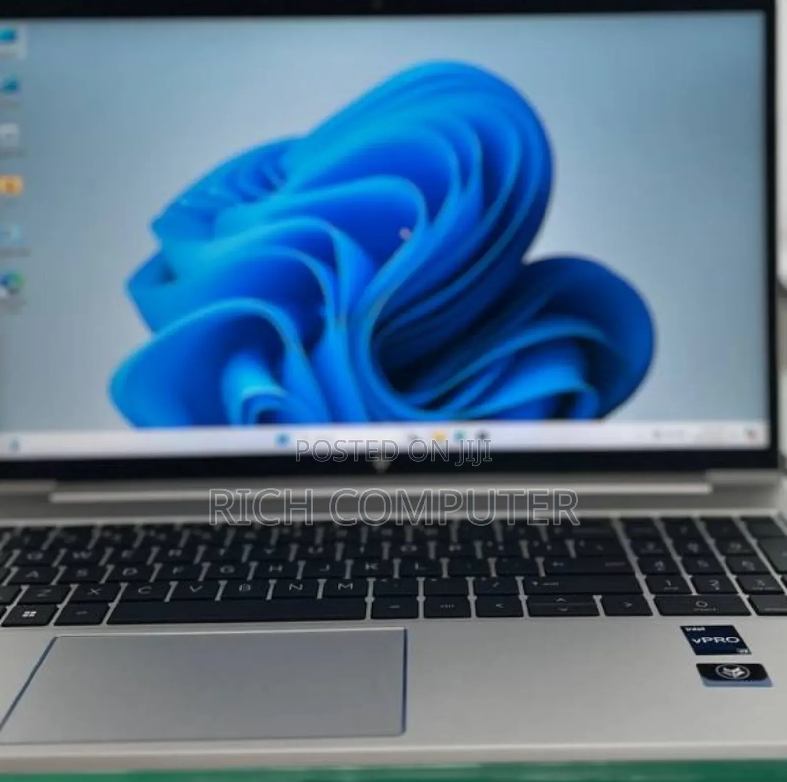 New Laptop HP EliteBook 830 G9 16GB Intel Core I7 SSD 1T