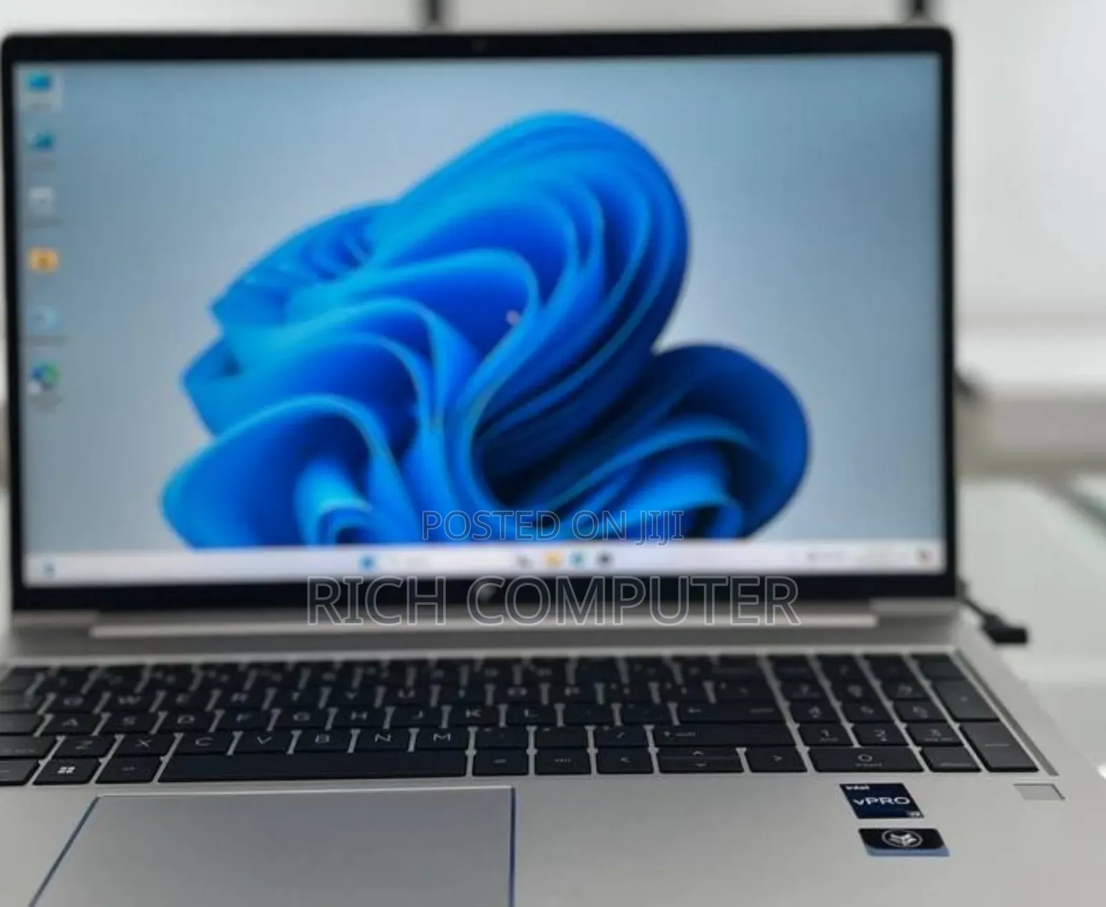 New Laptop HP EliteBook 830 G9 16GB Intel Core I7 SSD 1T