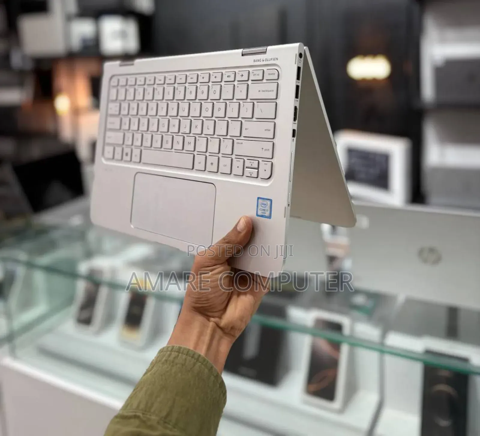 New Laptop HP Spectre X360 8GB Intel Core I7 SSD 512GB