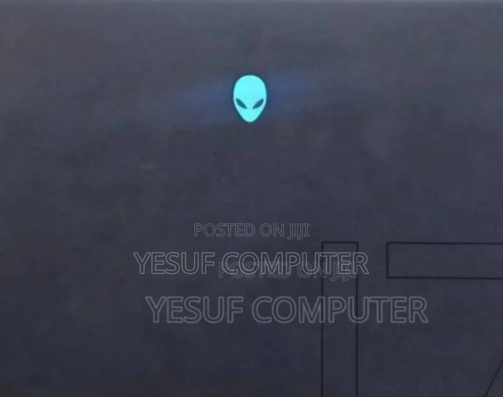 New Laptop Dell Alienware M17 R2 32GB AMD Ryzen 7 SSD 1T