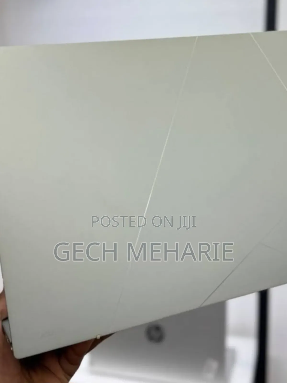 New Laptop Asus Zenbook 14 UX434 16GB Intel Core I7 SSD 512GB