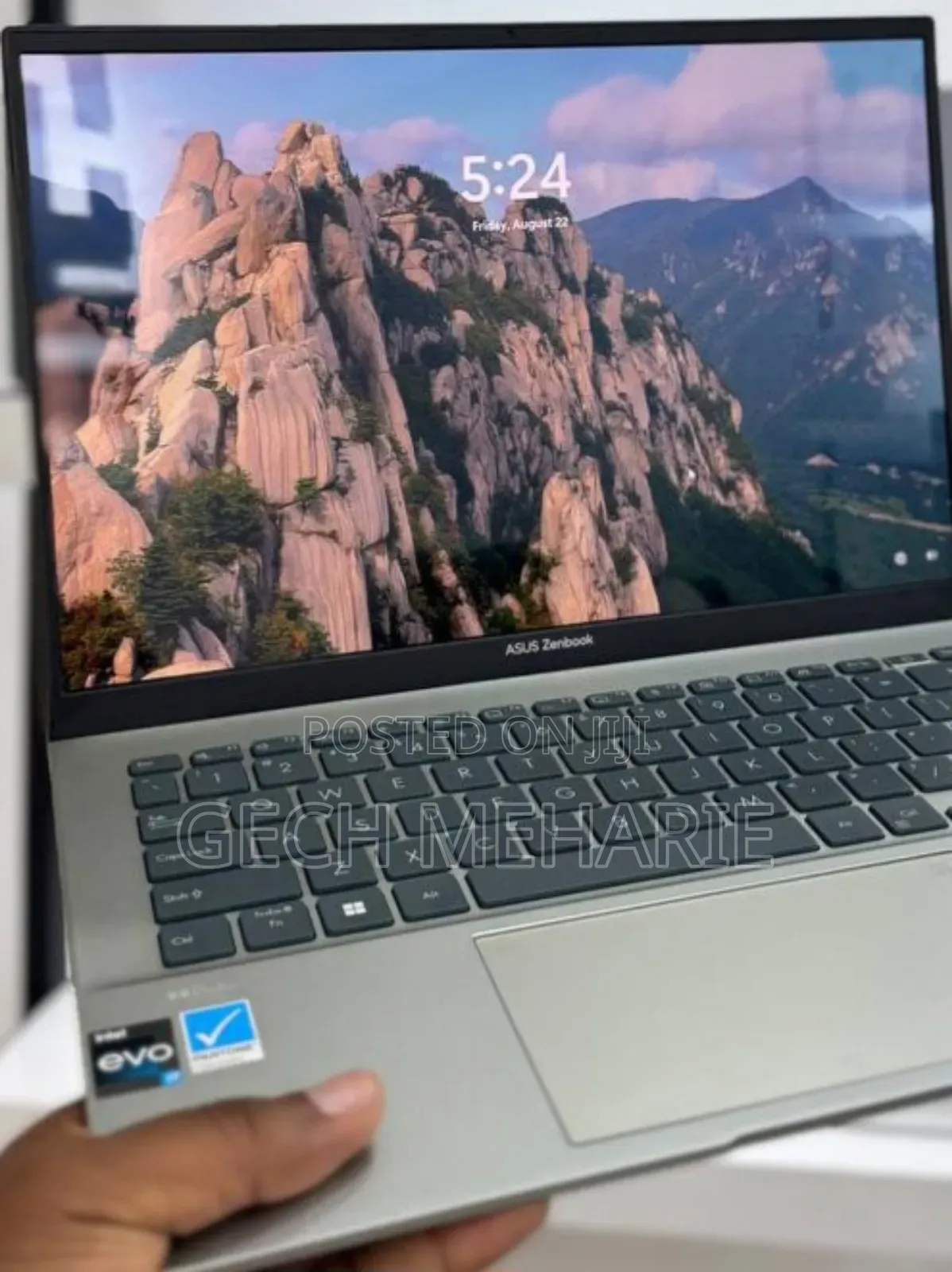 New Laptop Asus Zenbook 14 UX434 16GB Intel Core I7 SSD 512GB