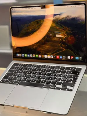New Laptop Apple MacBook Air 2022 M2 8GB Apple M2 SSD 256GB