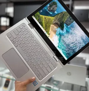 Photo - New Laptop HP Spectra 13 8GB Intel Core I7 SSD 512GB