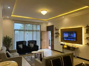 7bdrm Villa in Adisu Gebeya, Arada for sale