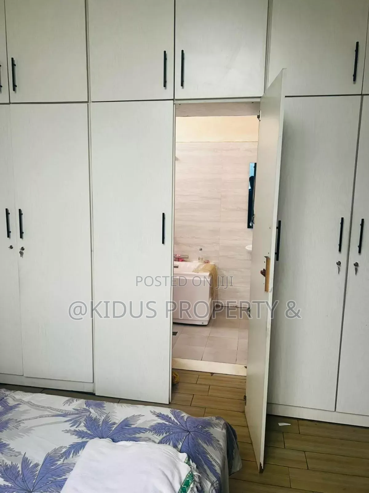 7bdrm Villa in Adisu Gebeya, Arada for sale