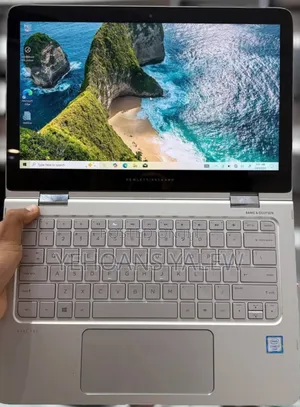 New Laptop HP Spectre X360 8GB Intel Core I7 SSD 512GB