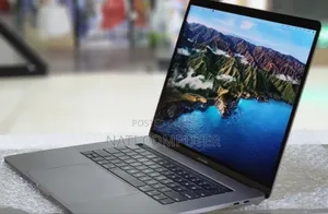 New Laptop Apple MacBook Pro 2017 16GB Intel Core I7 SSD 512GB