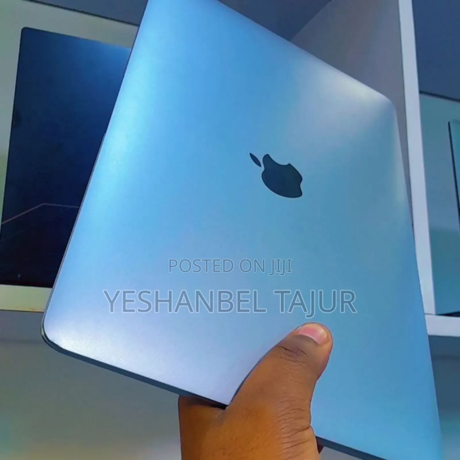 New Laptop Apple MacBook Air 2020 M1 8GB Apple M1 SSD 256GB