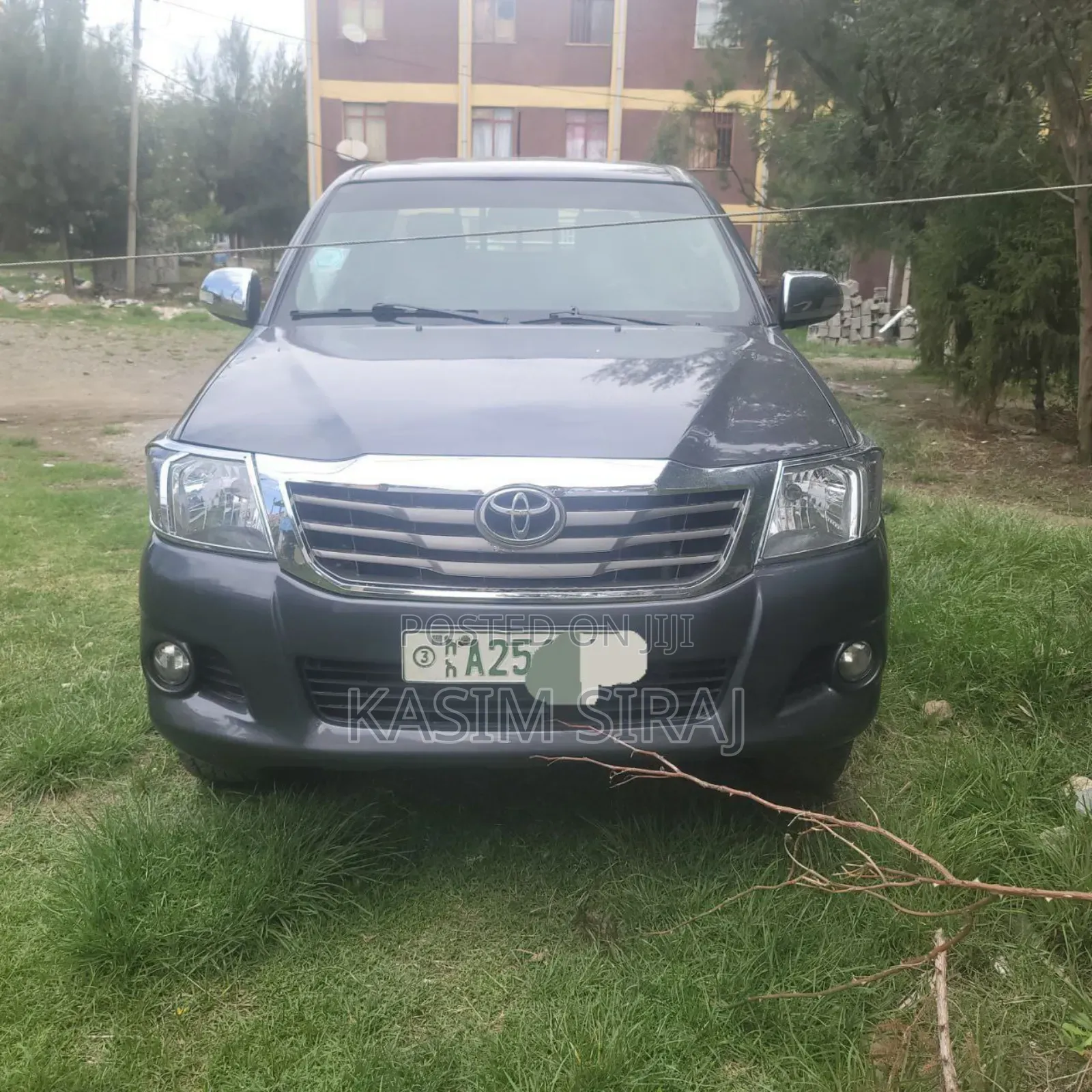 Toyota Hilux 3.0 D-4D 4x4 2015 Gray