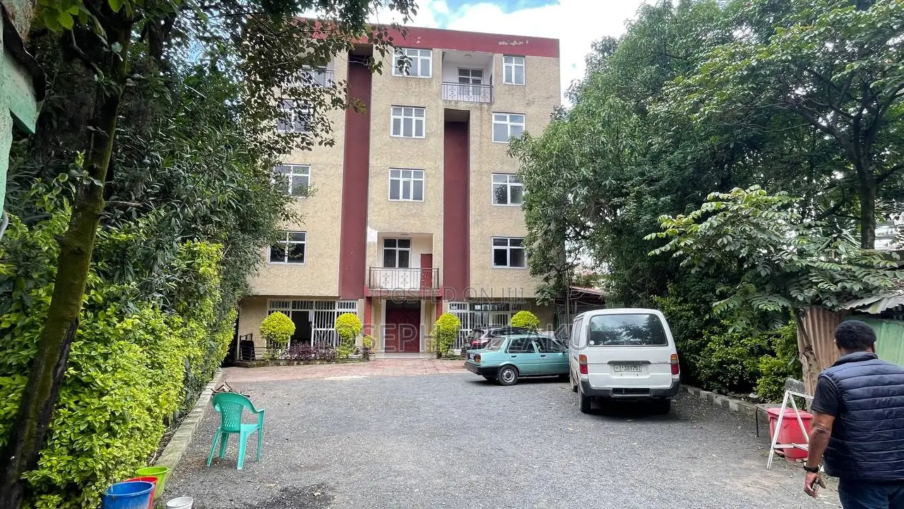 Four-Storey Building for Rent – Beklo Bet