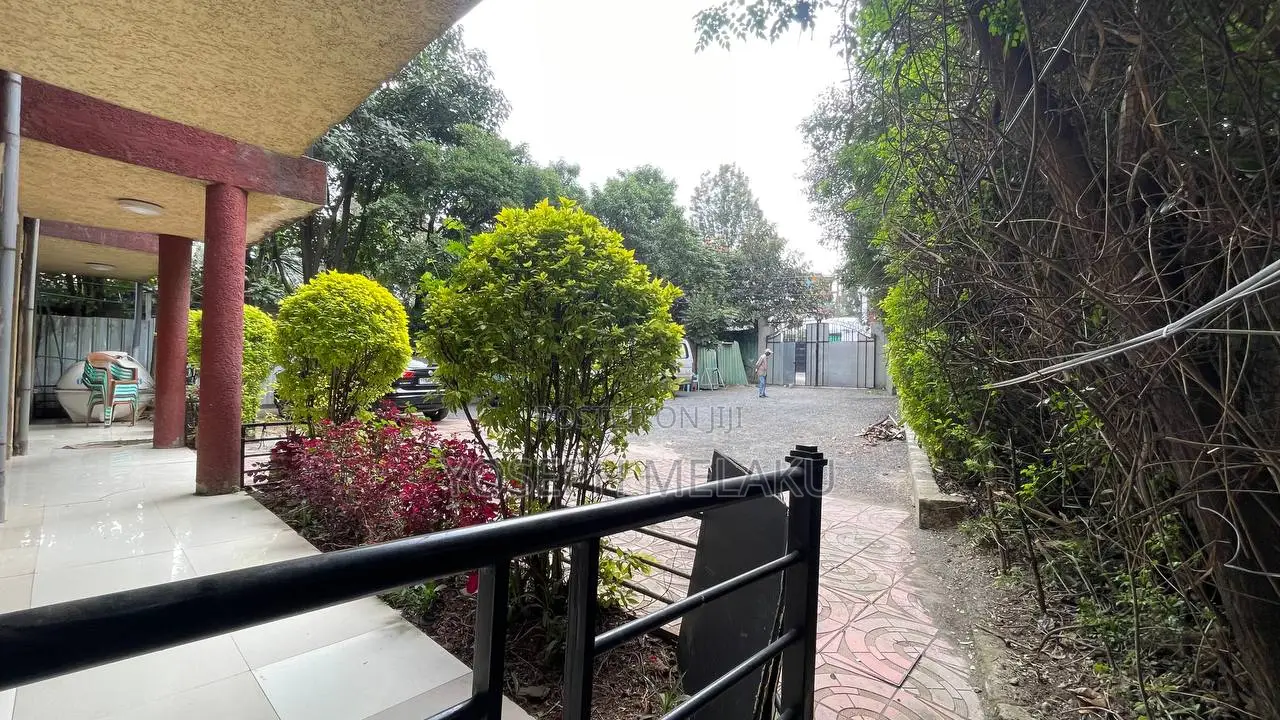 Four-Storey Building for Rent – Beklo Bet