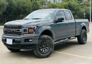 Photo - Ford F-150 2020 Gray