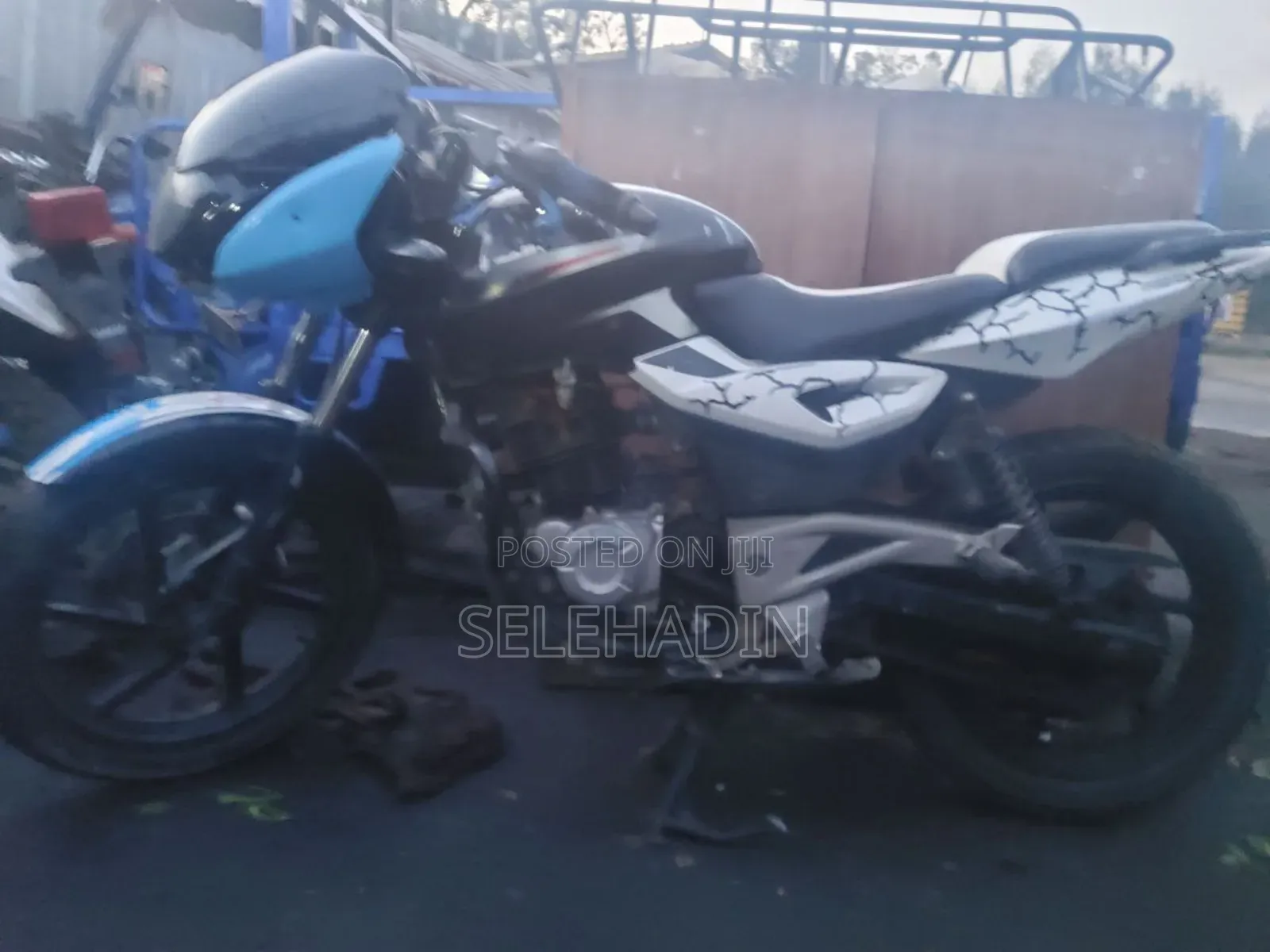 Bajaj Pulsar 180 2019 White