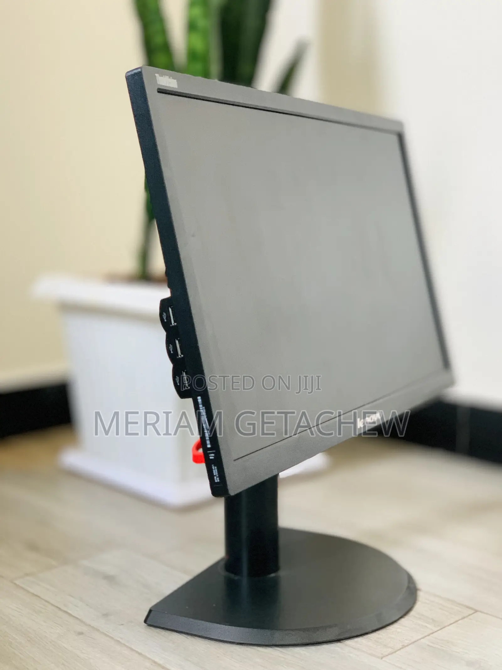 Lenovo Monitor Full Hd