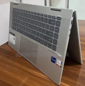 New Laptop HP Envy X360 8GB Intel Core I5 SSD 512GB