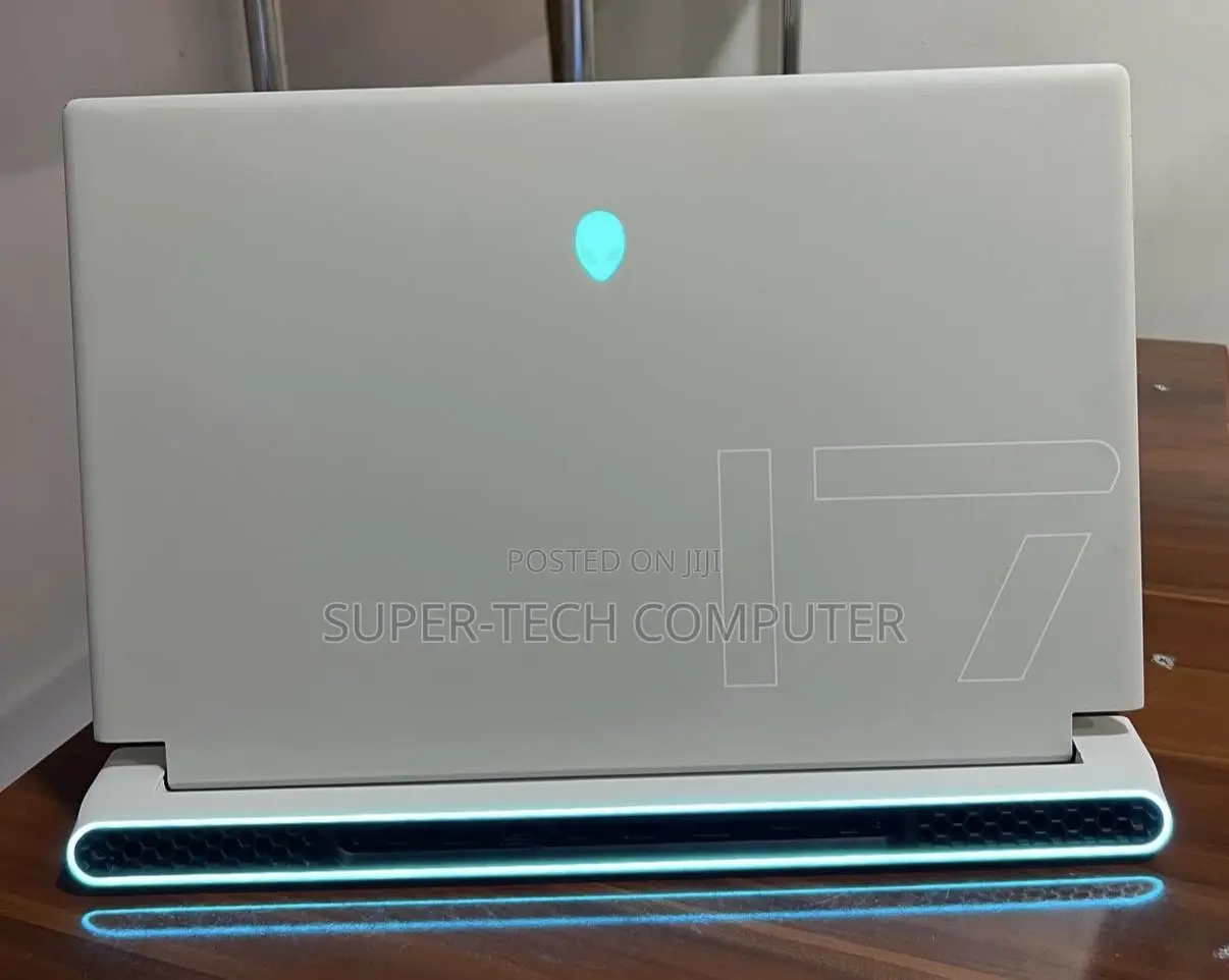 New Laptop Alienware M17x R2 32GB Intel Core I7 SSD 512GB