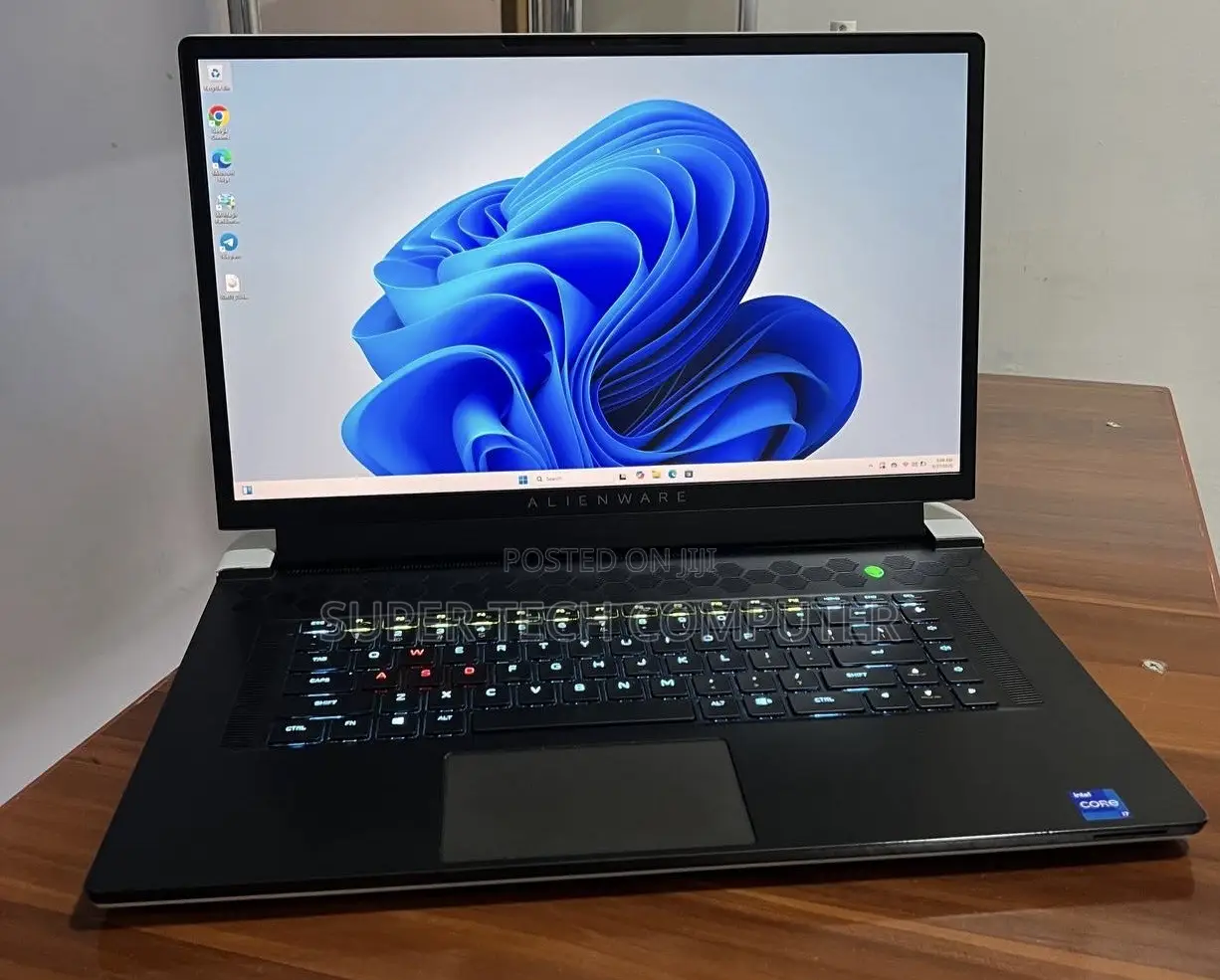 New Laptop Alienware M17x R2 32GB Intel Core I7 SSD 512GB