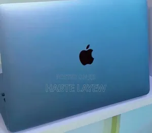 Photo - New Laptop Apple MacBook Pro 2020 M1 8GB Apple M1 SSD 512GB