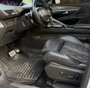 Peugeot 5008 2022 White