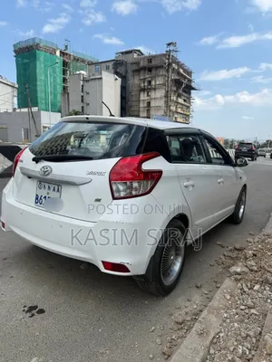 Toyota Yaris L Hatchback 5dr 2016 White