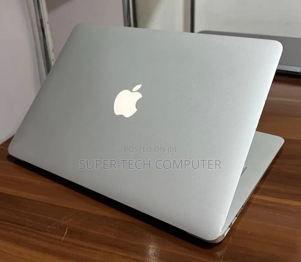 New Laptop Apple MacBook Air 2015 8GB Intel Core I5 SSD 256GB