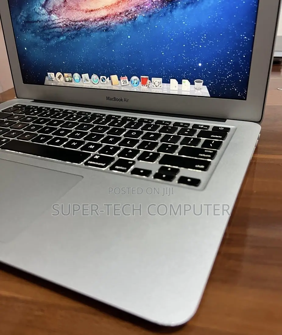 New Laptop Apple MacBook Air 2015 8GB Intel Core I5 SSD 256GB