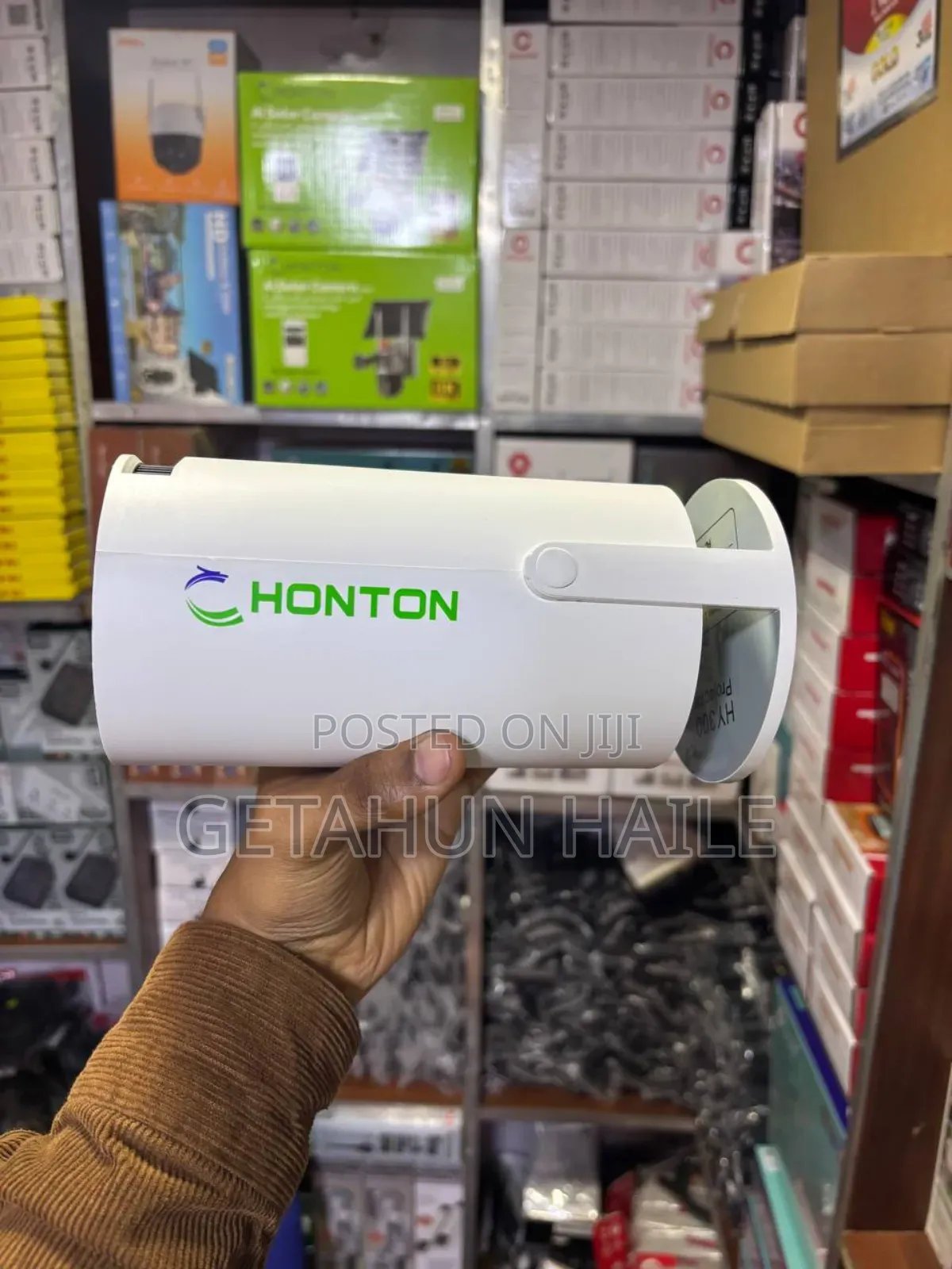 Ultra Hd Android Mini Projector (Hanton Hy300 Mini Smart Projector)