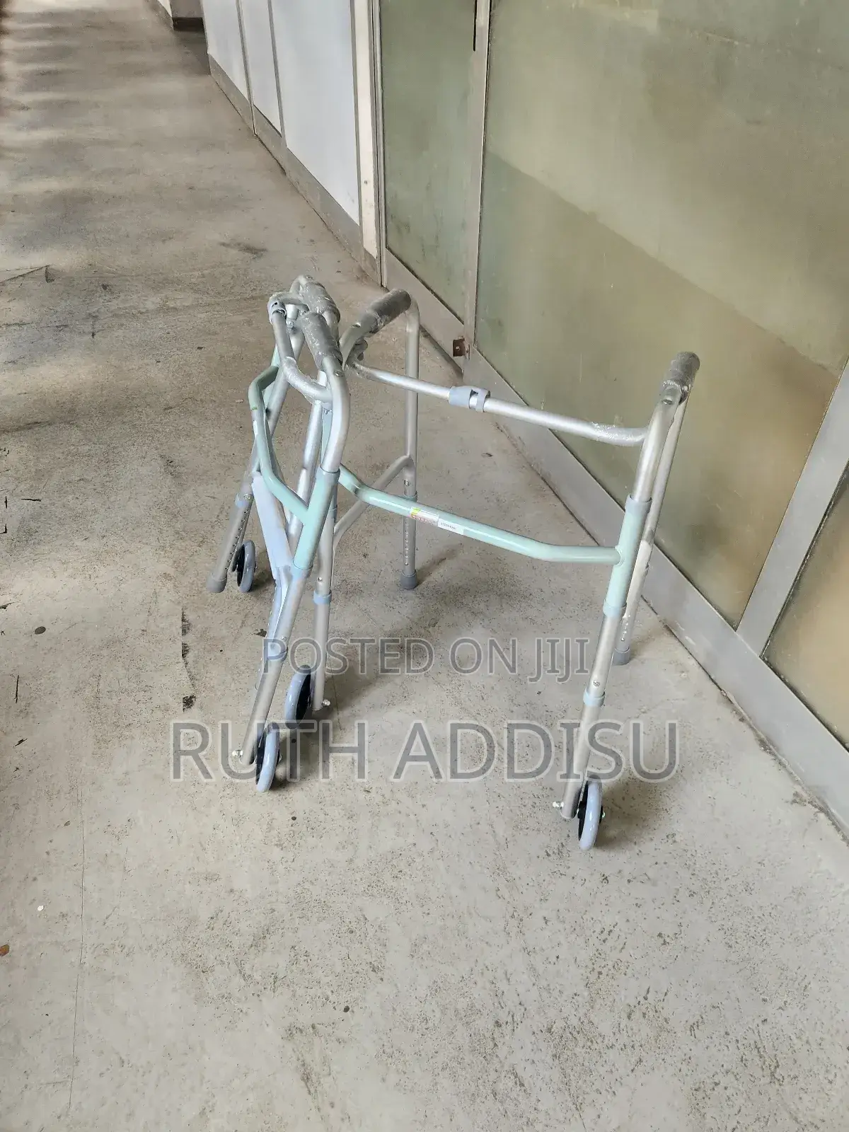 Almunium Walker朱槿stainless Adjustable Height Walker朱紅walker老公walker