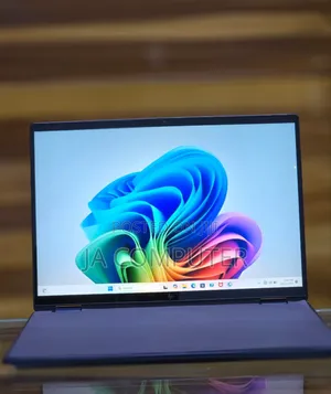 New Laptop HP OmniBook X Flip 14" 16GB Intel Core Ultra 7 SSD 1T