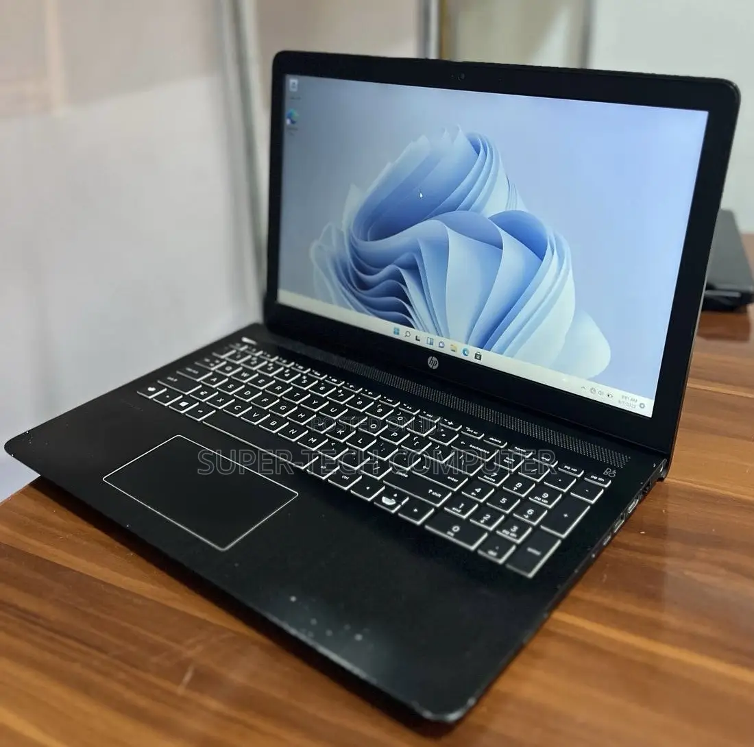 New Laptop HP Pavilion Power 15 8GB Intel Core I7 SSD 256GB