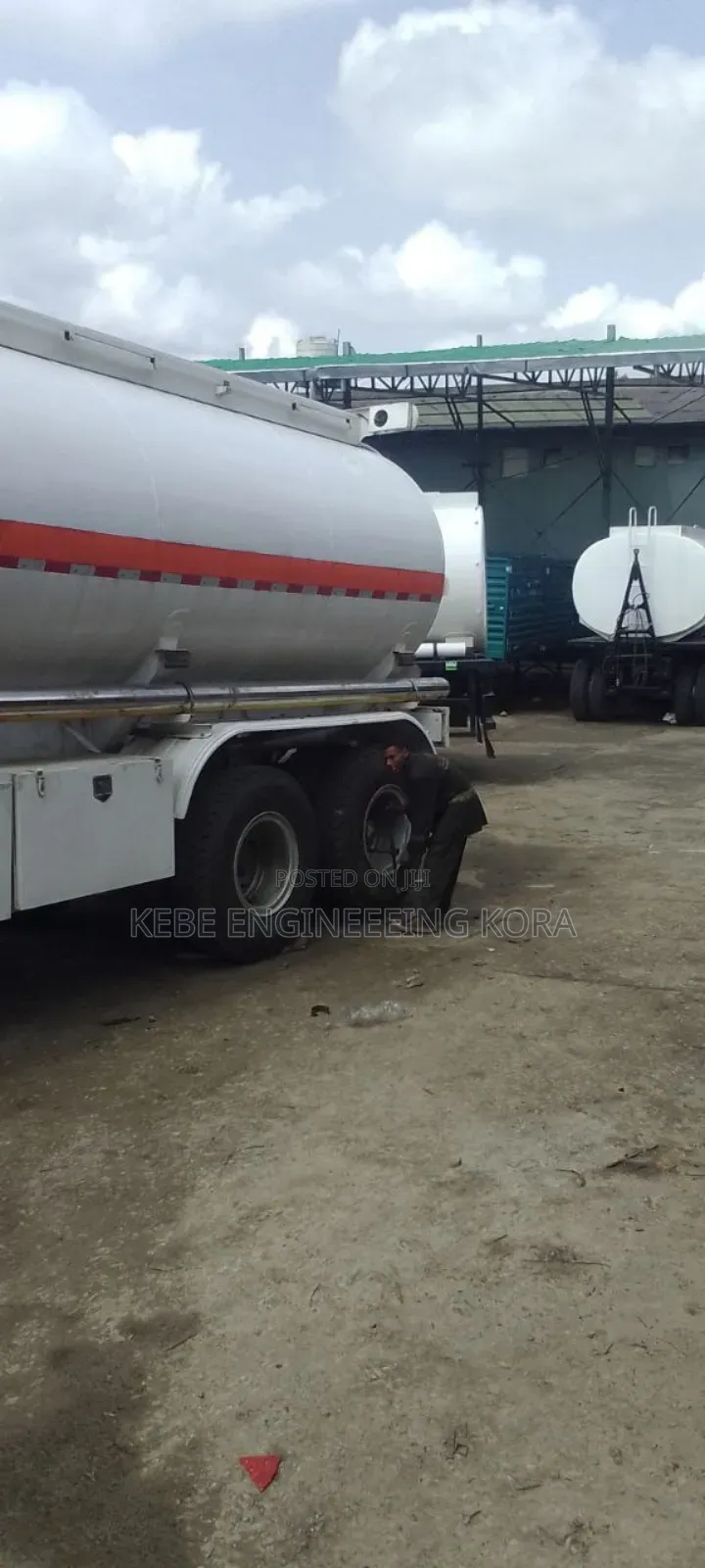 Trucks for Sale on Cash and Bank