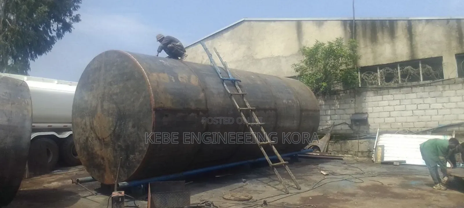 Trucks for Sale on Cash and Bank