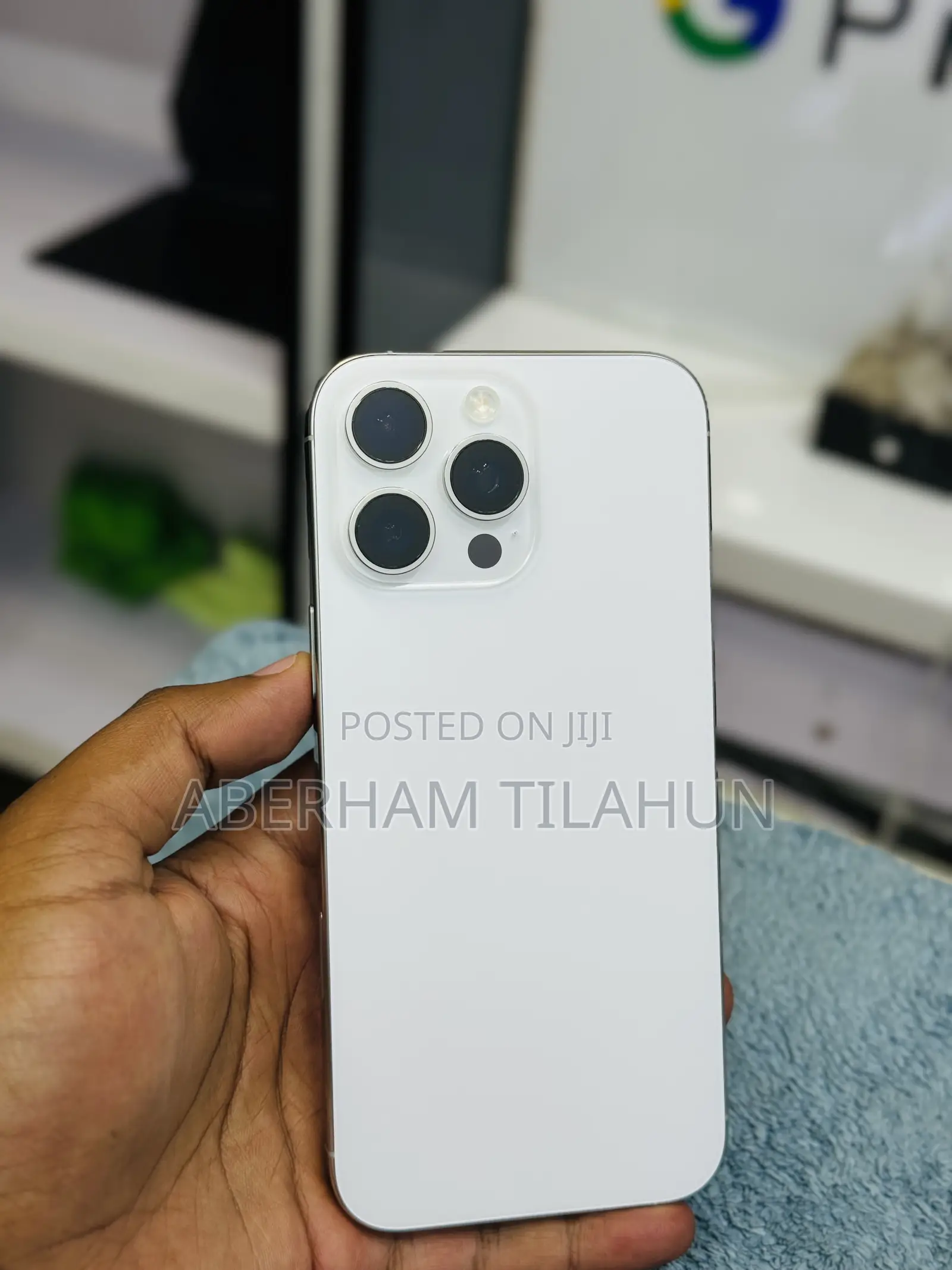 Apple iPhone 16 Pro Max 256 GB White