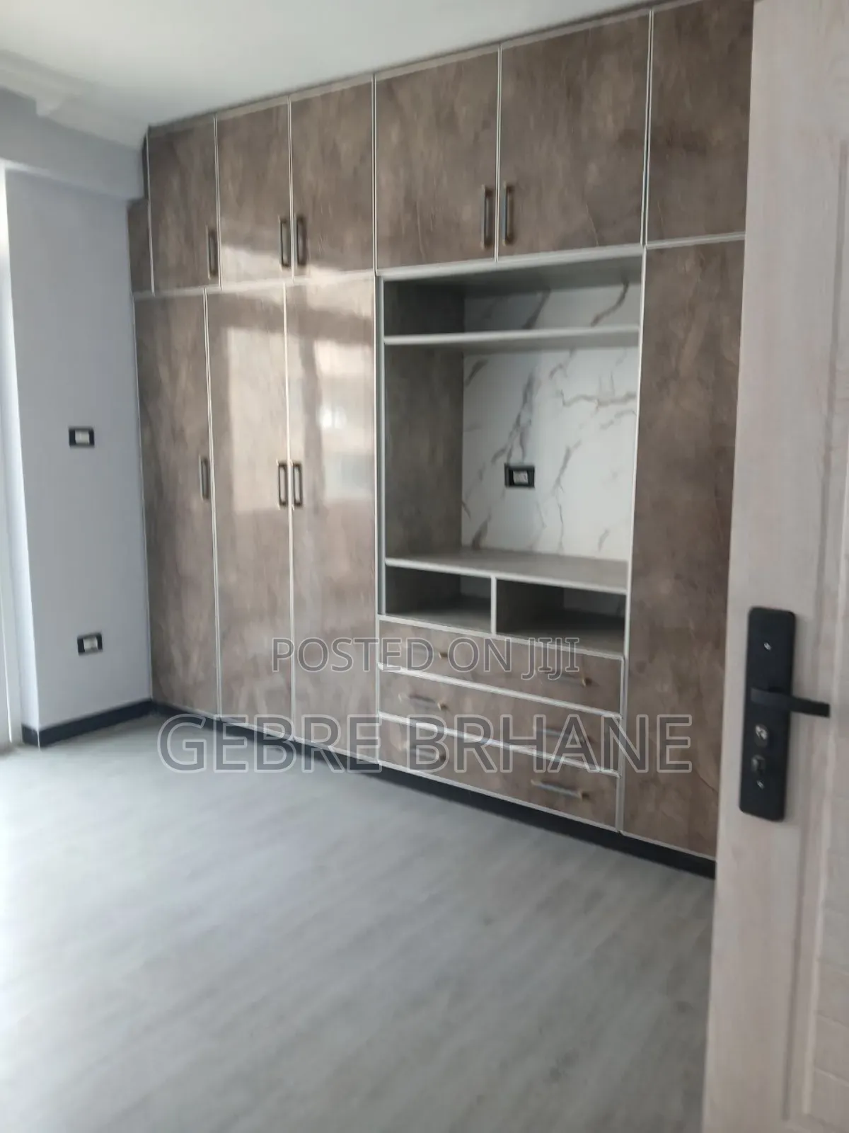 2bdrm Apartment in Apartment, Yeka for rent