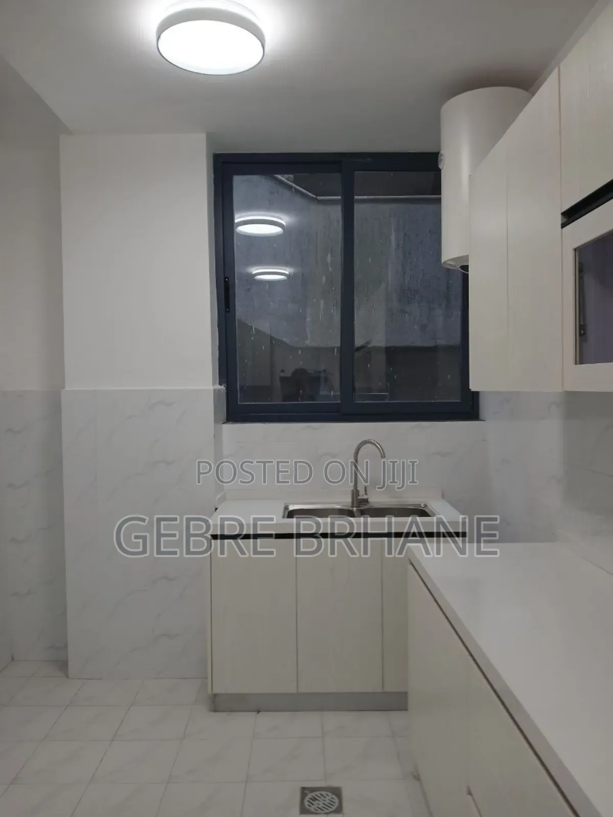 3bdrm Apartment in Apartment, Yeka for rent